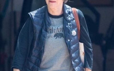 Sally Field reageert op de kritiek van mensen die haar ‘lelijk’ noemden.