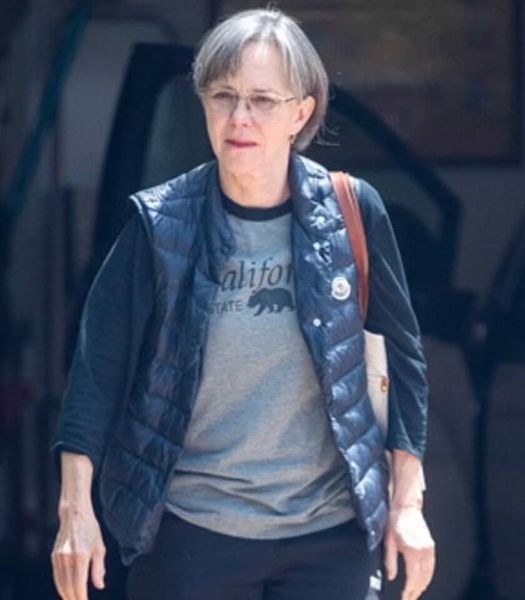 Sally Field reageert op de kritiek van mensen die haar ‘lelijk’ noemden.