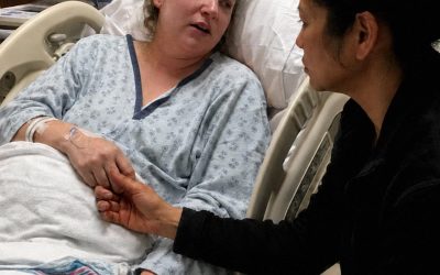 Ik beviel alleen nadat de vader van de baby was verdwenen – totdat een vrouw die ik nog nooit had ontmoet in het ziekenhuis verscheen met een aanbod dat mijn leven veranderde.