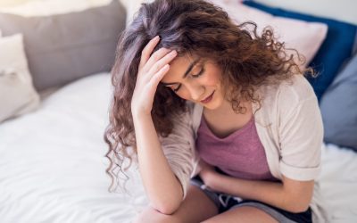 Zware menstruatie: onze tips om het te herkennen en oplossingen om het te behandelen