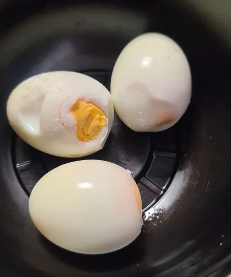 Artsen onthullen dat het eten van eieren in de ochtend de volgende gevolgen kan hebben…