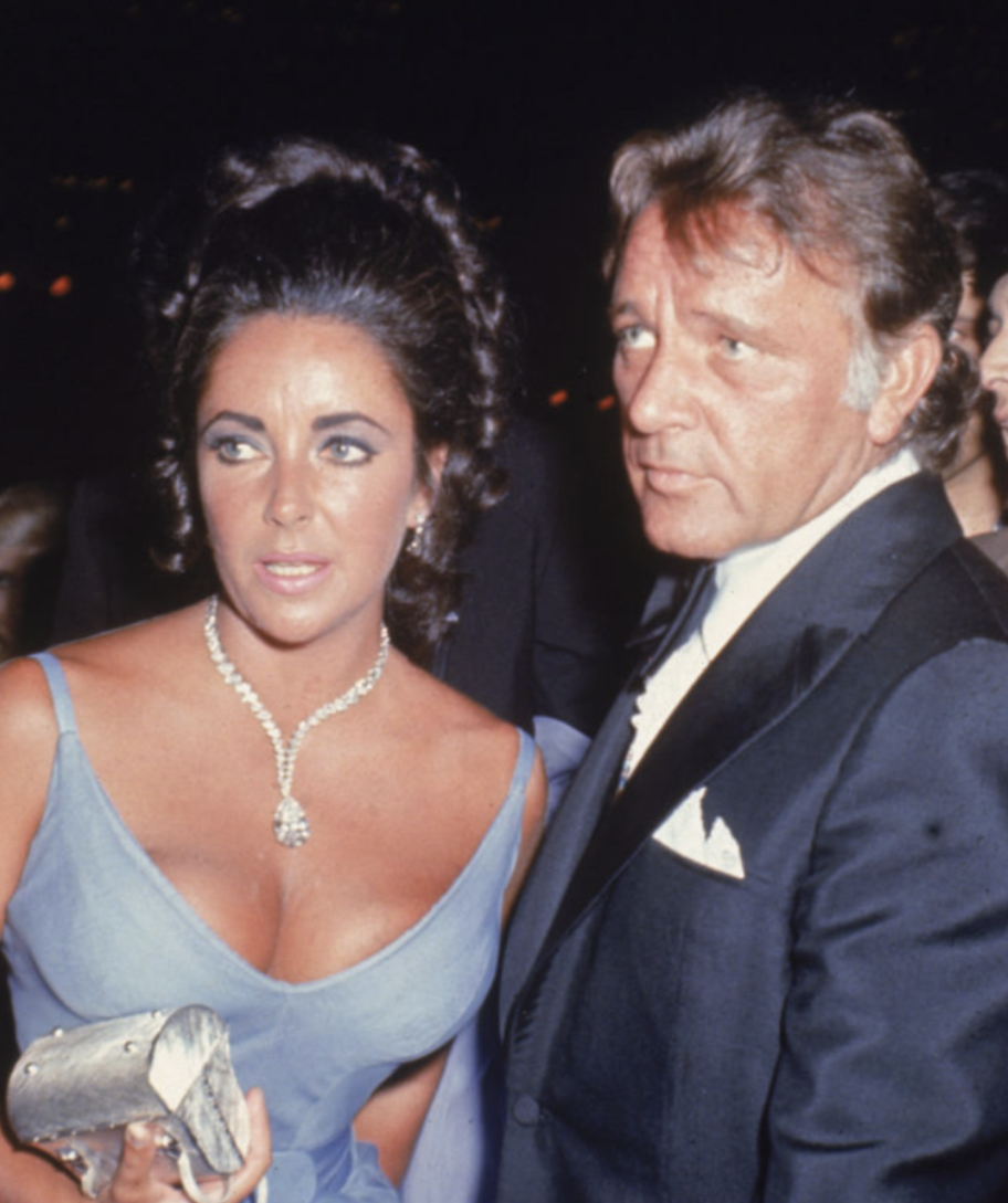 De Oscars van 1975: een iconische gebeurtenis gekenmerkt door controverse en emotie.